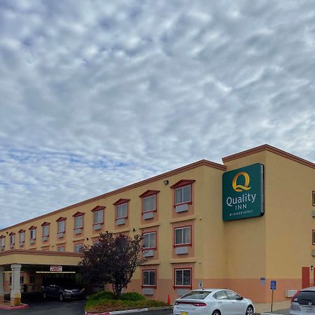 Quality Inn Albuquerque East I-40 Juan Tabo Exit Екстер'єр фото