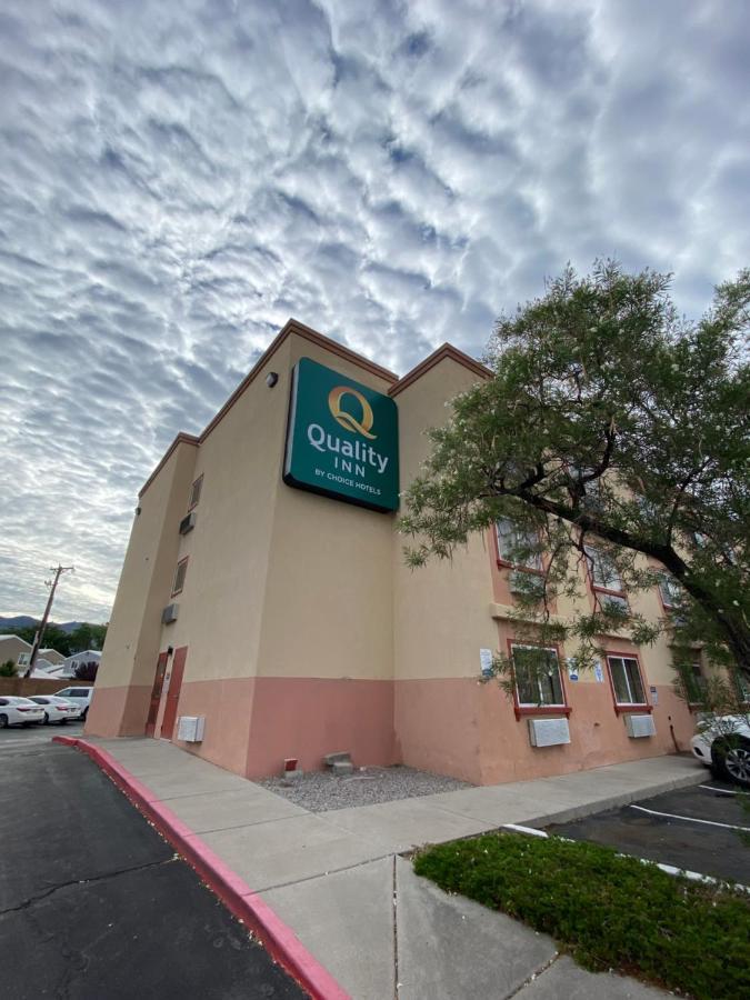Quality Inn Albuquerque East I-40 Juan Tabo Exit Екстер'єр фото