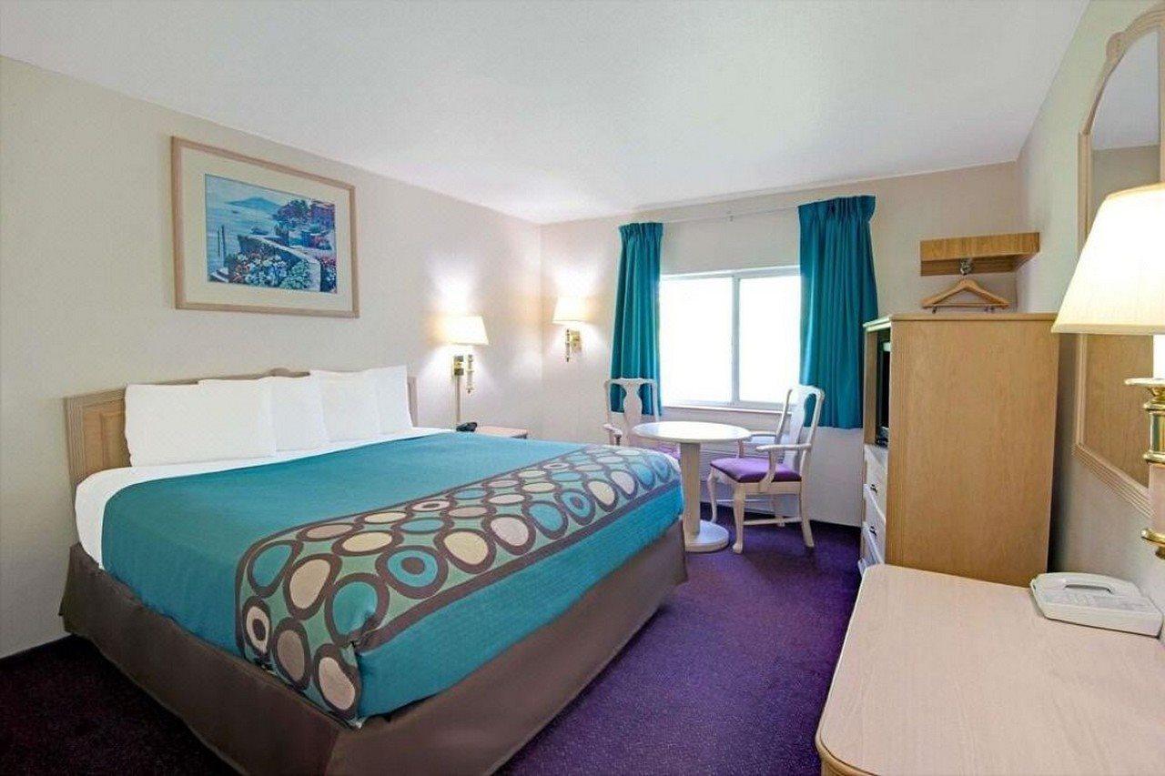 Quality Inn Albuquerque East I-40 Juan Tabo Exit Екстер'єр фото