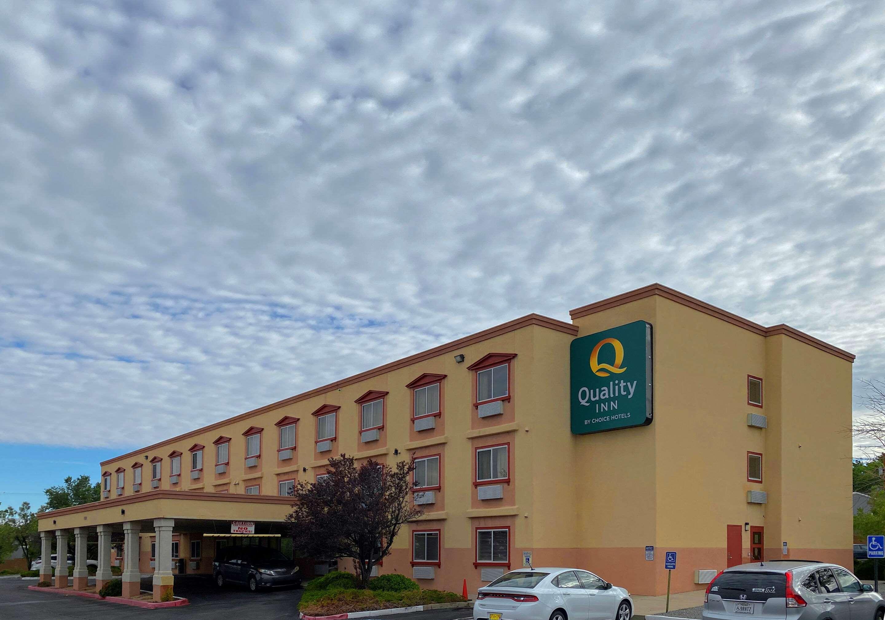 Quality Inn Albuquerque East I-40 Juan Tabo Exit Екстер'єр фото